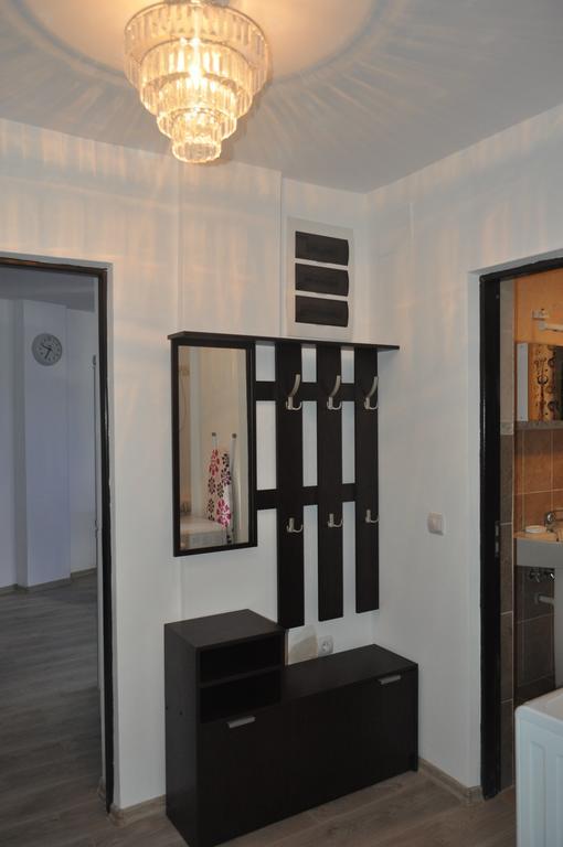 The Castle Apartment Гура Хуморулуй Екстериор снимка